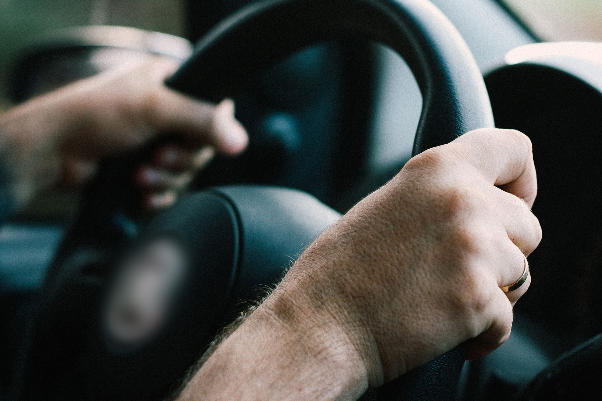 Ny teknik med hjälp av AI kommer att utläsa olika typer av onormalt körbeteende och trafiksäkerhetsrisker hos yrkesförare. Foto: Pixabay